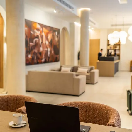 Well And Hotel